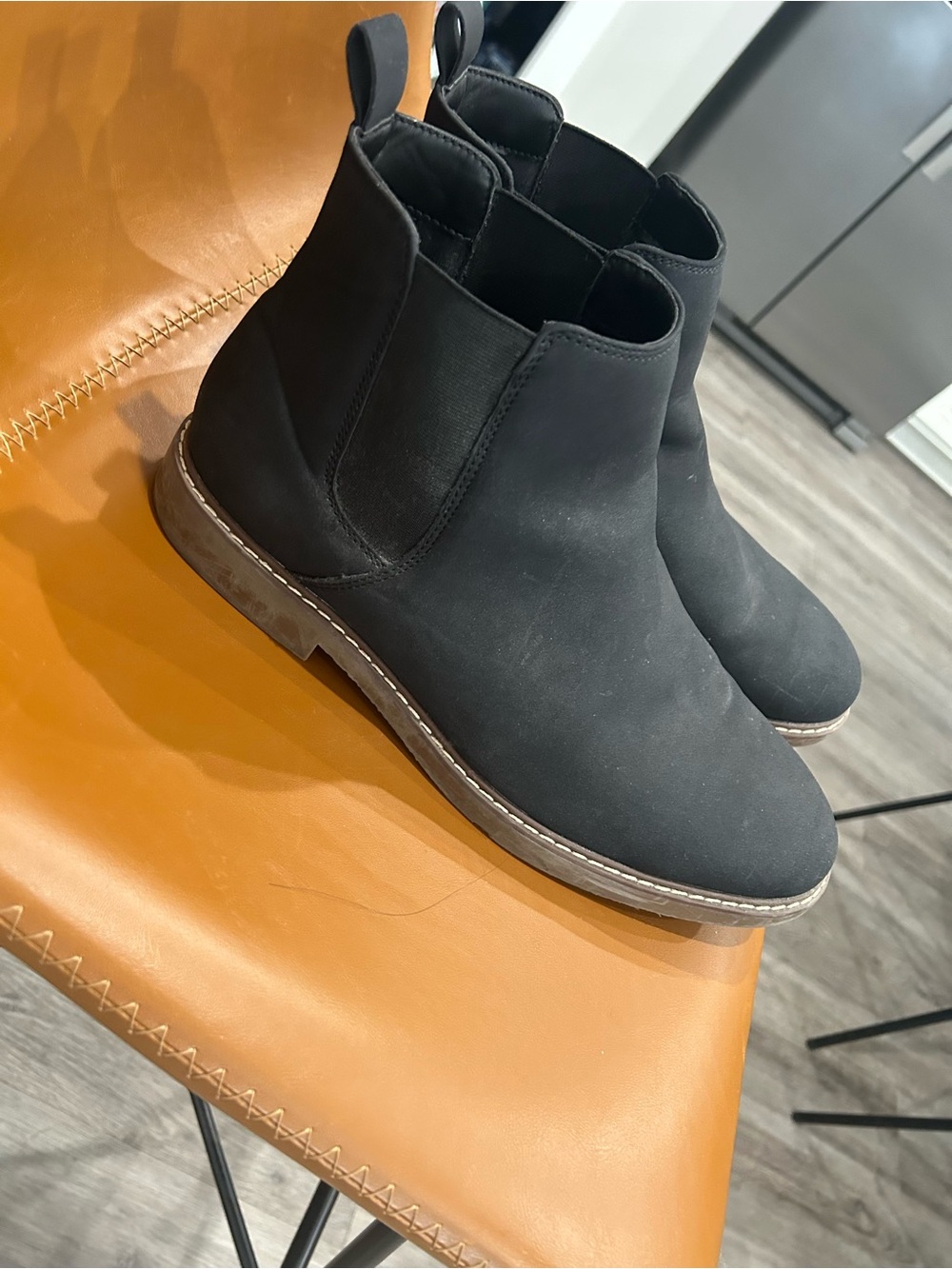 Sonoma Black Chelsea Ankle Boots with Contrast Stitching